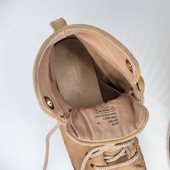 Coach - Picture 10 of 11